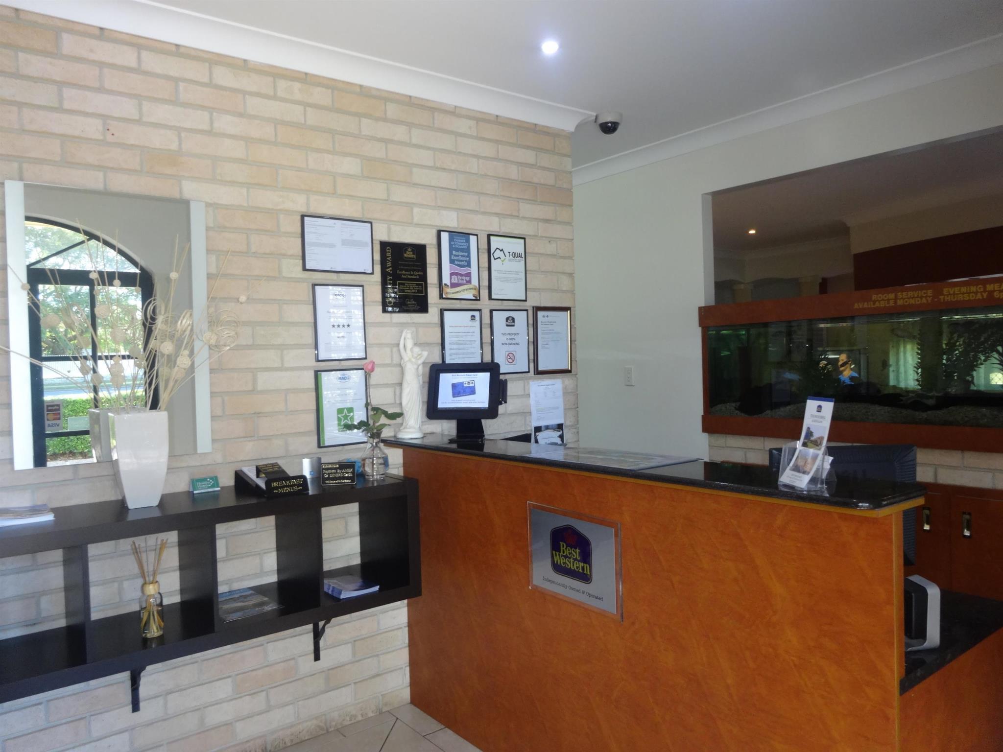 טוומבה Best Western Tuscany On Tor Motor Inn מראה חיצוני תמונה